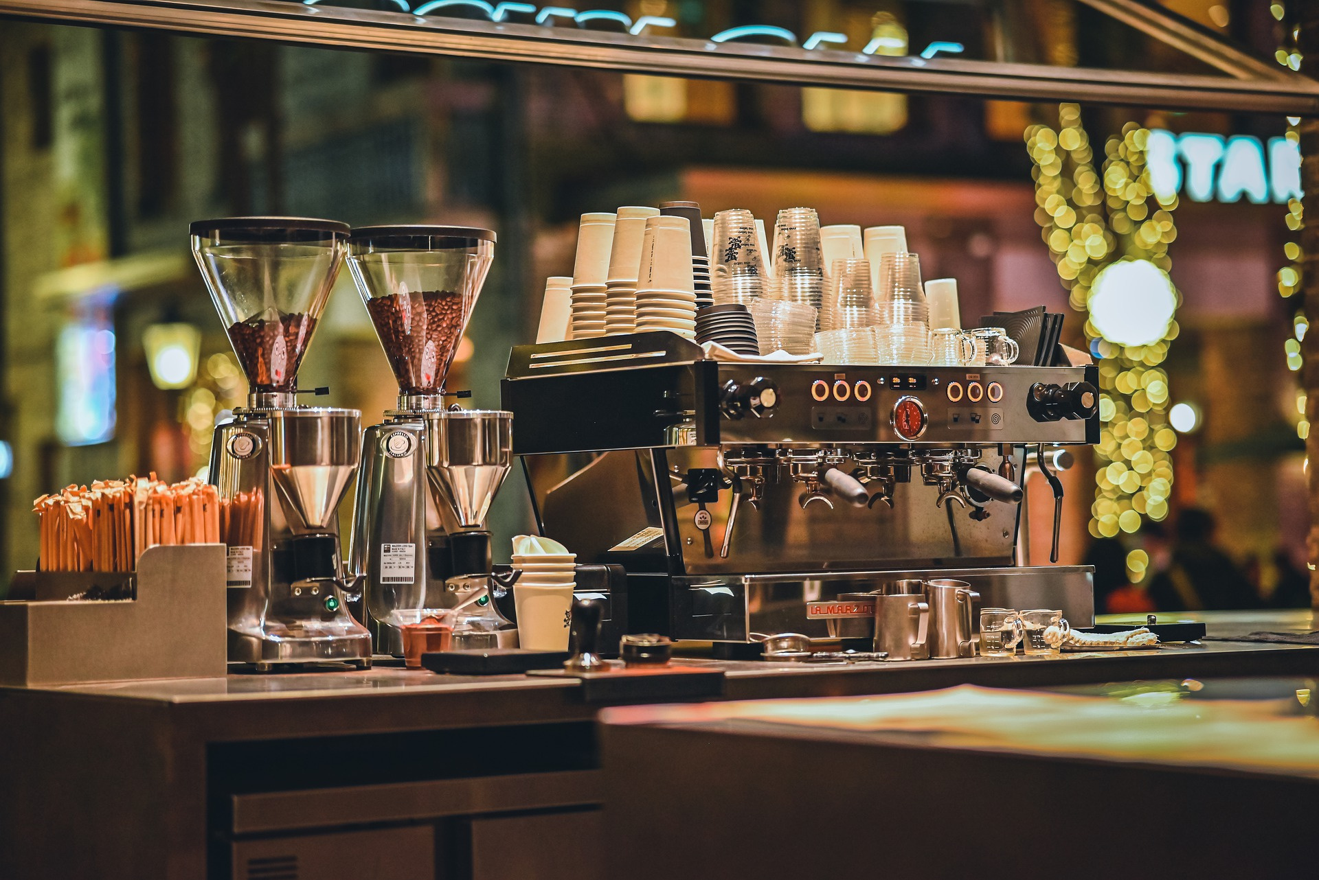 BAR / RESTAURATION Licence IV